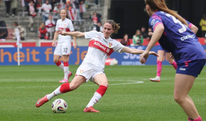 Stuttgart , Soccer Women 2 Bundesliga , VfB Stuttgart vs 1 FSV Mainz 05 , Reena Wichmann VfB