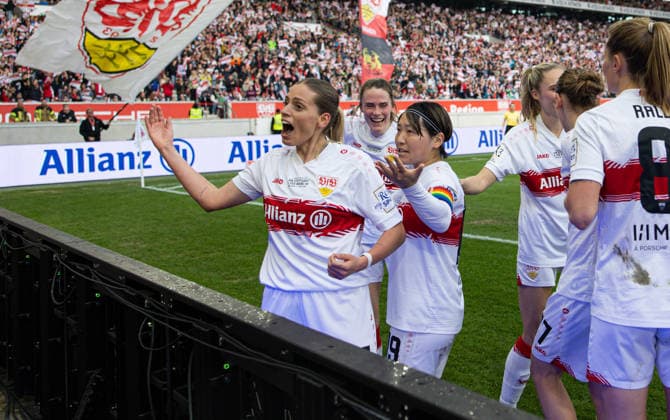 Germany VfB Stuttgart Women vs 1 FSV Mainz 05 Women, Matchday 20, 2 Womens Bundesliga, MHP Arena Stuttgart VfB Stuttgart Women cheer after 1 1 by Dafina Redzepi, VfB Stuttgart Women, 7 Stuttgart MHP Arena Baden Württemberg Germany Copyright: xBenedictxChristx