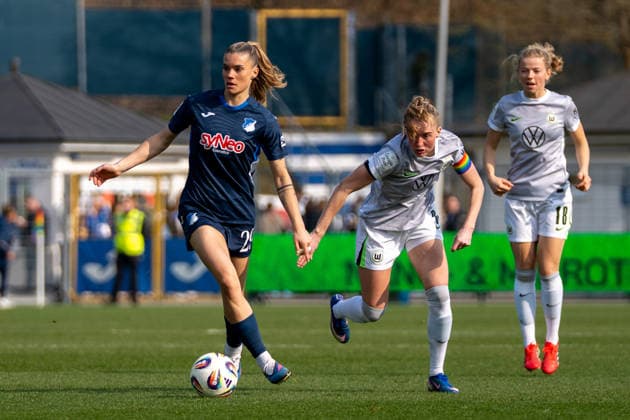 Google Pixel Women Bundesliga TSG Hoffenheim vs VfL Wolfsburg, Dietmar Hopp Stadion, 21 03 2026 On the ball Selina Cerci TSG Hoffenheim Women, 29 Google Pixel Women Bundesliga TSG Hoffenheim vs VfL Wolfsburg, Dietmar Hopp Stadion, 21 03 2026 DFB DFL REGULATIONS PROHIBIT ANY USE OF PHOTOGRAPHS AS IMAGE SEQUENCES AND OR QUASI VIDEO Copyright: xBEAUTILUSxSPORTS Hillx