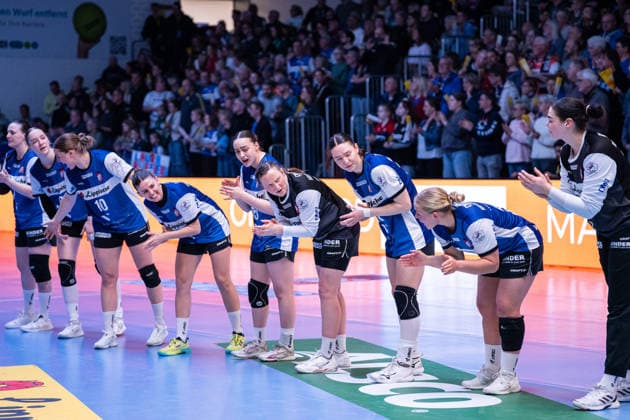 HSG Blomberg Lippe GER vs Vfl Oldenburg GER , Handball, 1 Handball Bundesliga Women, 20 Matchday, 21 3 2026, Season 2025 2026, Blomberg The players before the match In focus Melanie Veith HSG Blomberg Lippe, 16 Blomberg Sporthalle an der Ulmenallee Germany