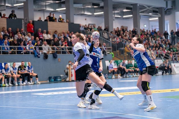 HSG Blomberg Lippe GER vs Vfl Oldenburg GER , Handball, 1 Handball Bundesliga Women, 20 Matchday, 21 3 2026, Season 2025 2026, Blomberg Toni Luisa Reinemann Vfl Oldenburg, 04 in goal Blomberg Sporthalle an der Ulmenallee Germany