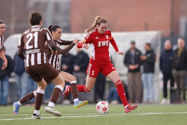 Soccer I Women I Season 2025 2026 I Regionalliga Nord I 15 Matchday I St Pauli SpVg Aurich I 21 03 2026 Gianna Nicoleit 3, FC St Pauli Magdalena Hankl 5, SpVg Aurich Heiligengeistfeld Feldstraße 1 Hamburg Germany Copyright: xLobeca CedricxSiefkerx