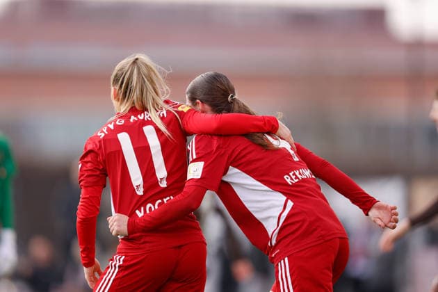 Soccer I Women I Season 2025 2026 I Regionalliga Nord I 15 Matchday I St Pauli SpVg Aurich I 21 03 2026 Alina Vogel 11, SpVg Aurich Jane Rekowski 4, SpVg Aurich Heiligengeistfeld Feldstraße 1 Hamburg Germany Copyright: xLobeca CedricxSiefkerx