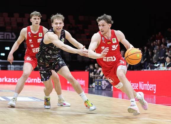 Basketball, 2. BL, ProA, Nuremberg Falcons - Uni Baskets Münster