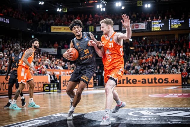 1 Basketball Bundesliga, easyCredit BBL, Season 2025 2026, Men, Main Round, 25 Matchday, 21 03 2026, RASTA Vechta NINERS Chemnitz Roman Bedime 35 NINERS Chemnitz in action Vechta RASTA Dome Lower Saxony Germany