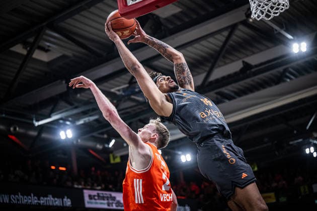 1 Basketball Bundesliga, easyCredit BBL, Season 2025 2026, Men, Main Round, 25 Matchday, 21 03 2026, RASTA Vechta NINERS Chemnitz Roman Bedime 35 NINERS Chemnitz at the Korbleger Vechta RASTA Dome Lower Saxony Germany