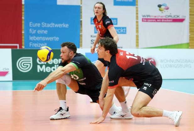 21 03 2026, Germany, Ludwigsburg Volleyball Barock Volleys MTV Ludwigsburg vs Helios Grizzyls Giesen , front f l Jeffrey Klok, Adrian Mol LB