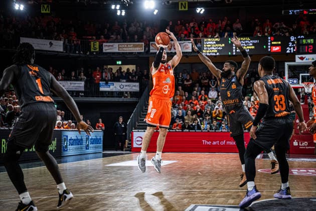 1 Basketball Bundesliga, easyCredit BBL, Season 2025 2026, Men, Main Round, 25 Matchday, 21 03 2026, RASTA Vechta NINERS Chemnitz Tommy Kuhse 12 RASTA Vechta at Jumpshot Vechta RASTA Dome Lower Saxony Germany