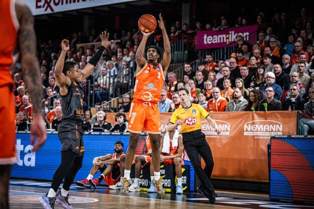 1 Basketball Bundesliga, easyCredit BBL, Season 2025 2026, Men, Main Round, 25 Matchday, 21 03 2026, RASTA Vechta NINERS Chemnitz Malik Parsons 3 RASTA Vechta at Jumpshot Vechta RASTA Dome Lower Saxony Germany