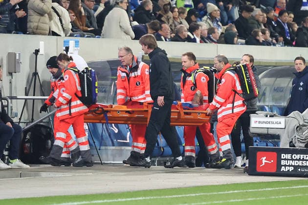 21 03 2026, xrekx, Fußball 2 Bundesliga, SV Darmstadt 98 FC Schalke 04 v l Luca Marseiler SV Darmstadt 98 verletzt, Verletzung, Schmerz, Schmerzen, injured, injury, pain, pains Auswechslung ,Trage DFL DFB REGULATIONS PROHIBIT ANY USE OF PHOTOGRAPHS as IMAGE SEQUENCES and or QUASI VIDEO Darmstadt