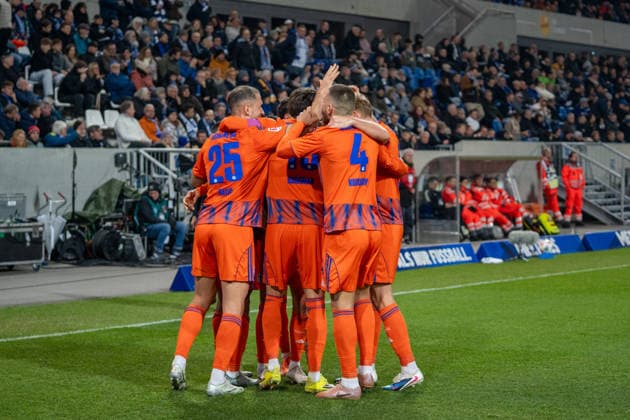 2 Bundesliga SV Darmstadt 98 vs FC Schalke 04, Merck Stadion am Böllenfalltor, 21 03 2026 Goal to 0 1 for FC Schalke 04 by Moussa Sylla FC Schalke 04, 9 Goal scorer, goal and goal celebration 2 Bundesliga SV Darmstadt 98 vs FC Schalke 04, Merck Stadion am Böllenfalltor, 21 03 2026 DFB DFL REGULATIONS PROHIBIT ANY USE OF PHOTOGRAPHS AS IMAGE SEQUENCES AND OR QUASI VIDEO Copyright: xBEAUTILUSxSPORTS Hillx