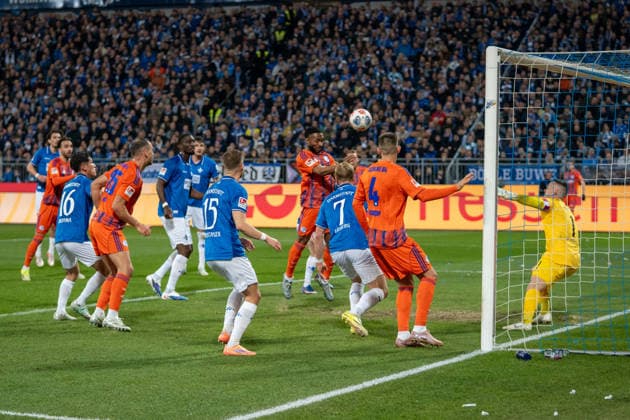 2 Bundesliga SV Darmstadt 98 vs FC Schalke 04, Merck Stadion am Böllenfalltor, 21 03 2026 Goal to 0 1 for FC Schalke 04 by Moussa Sylla FC Schalke 04, 9 Goal scorer, goal and goal celebration 2 Bundesliga SV Darmstadt 98 vs FC Schalke 04, Merck Stadion am Böllenfalltor, 21 03 2026 DFB DFL REGULATIONS PROHIBIT ANY USE OF PHOTOGRAPHS AS IMAGE SEQUENCES AND OR QUASI VIDEO Copyright: xBEAUTILUSxSPORTS Hillx