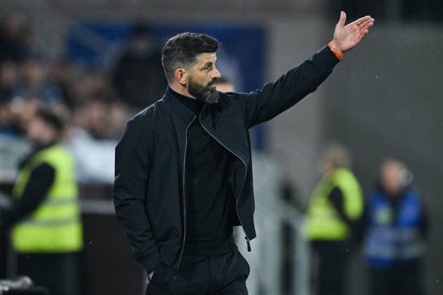 Miron Muslic FC Schalke 04, Coach gesticulates, GER, SV Darmstadt 98 vs FC Schalke 04, Soccer 2 Bundesliga, 27 Matchday, Season 2025 2026, 21 03 2026 DFL regulations prohibit any use of photographs as image sequences and or quasi video GER, SV Darmstadt 98 vs FC Schalke 04, Soccer 2 Bundesliga, 27 Matchday, Season 2025 2026, 21 03 2026 Darmstadt Copyright: xEibner-Pressefoto FlorianxWiegandx EP_FWD