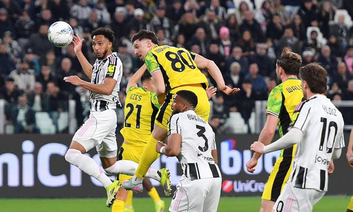 March 21, 2026, Turin, Italy: Juventus Lloyd Kelly in action during the italian Serie A soccer match Juventus FC vs US Sassuolo a at the Allianz Stadium in Turin, Italy, 21 March 2026 ANSA ALESSANDRO DI MARCO. Serie A: Juventus FC Vs US Sassuolo  - ZUMAa110 20260321_zaf_a110_031 Copyright: xAlessandroxxxxxxxxDixMarcox