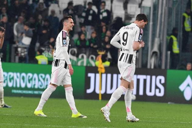 Foto IPP Massimo Rana Torino 21-03-2026 Calcio Campionato di Serie A 2025 2026 Juventus-Sassuolo nella foto dusan vlahovic e arkadiusz milik Italy Photo Press - World Copyright italy ITALY  Copyright: xR4924_italyphotopressx