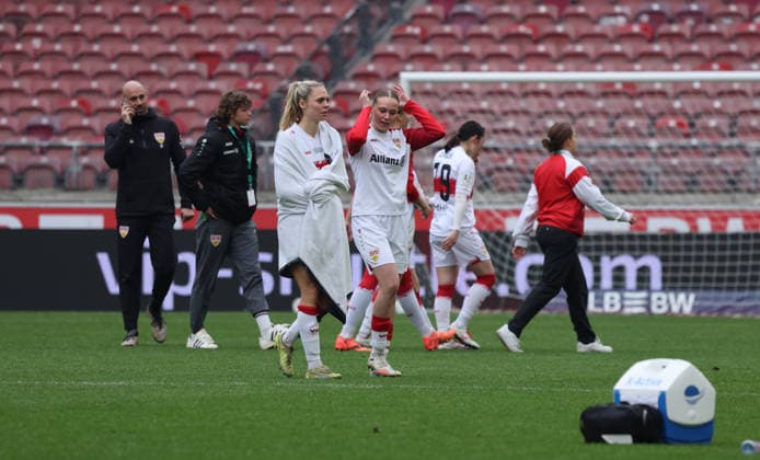 21 03 26 Women VfB Stuttgart 1 FSV Mainz 05 Germany, Stuttgart, 21 03 2026, Soccer, Women, 2 Bundesliga, Season 2025 2026, VfB Stuttgart 1 FSV Mainz 05 f l Janina Hechler, Katharina Schäfer both VfB Stuttgart