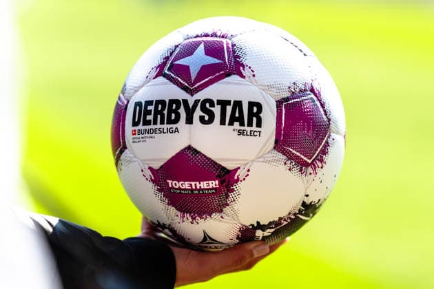 Germany 2 Bundesliga 2025 2026 Matchday 27, VfL Bochum vs Holstein Kiel Sunday, 22 03 2026 Vonovia Ruhr Stadion, North Rhine-Westphalia Matchball Derbystar Inscription Together Stop Hate Be a Team Copyright: xCelinaxLeiersx