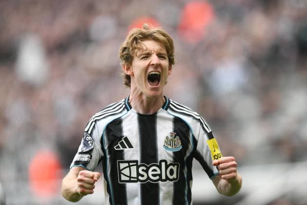 Anthony Gordon of Newcastle United celebrates scoring their first goal Newcastle United v Sunderland, Premier League, Football, St James Park, Newcastle, UK - 22 Mar 2026Newcastle St James Park United Kingdom EDITORIAL USE ONLY No use with unauthorised audio, video, data, fixture lists, club league logos or live services. Online in-match use limited to 120 images, no video emulation. No use in betting, games or single club league player publications. Copyright: xRichardxLee Shutterstockx 16783326ai