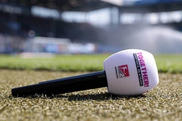 22 03 2026, Football, Bundesliga 2, Matchday 27, VfL Bochum 1848 Holstein Kiel Microphone for the TOGETHER action matchday, against hate and discrimination Bochum Vonovia Ruhrstadion NRW Germany xRHR PHOTO DEx Copyright: DennisxEwert RHR-FOTOx RHR-FOTO DE