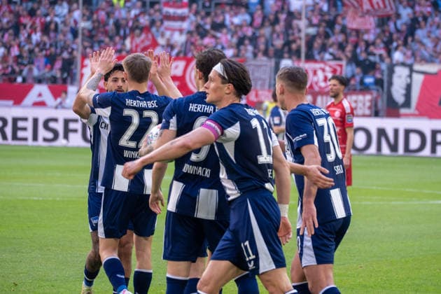 Germany 2 Bundesliga 2025 26 Fortuna Düsseldorf vs Hertha BSC, 27 Matchday 22 03 2026 MERKUR SPIEL ARENA Düsseldorf cheers after his goal for 1 1 by Fabian Reese Hertha BSC,11 Cheers, enthusiasm, joy, emotion Copyright: xOrhanxHabashx