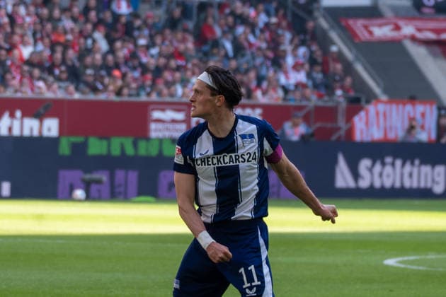 Germany 2 Bundesliga 2025 26 Fortuna Düsseldorf vs Hertha BSC, 27 Matchday 22 03 2026 MERKUR SPIEL ARENA Düsseldorf cheers after his goal for 1 1 by Fabian Reese Hertha BSC,11 Cheers, enthusiasm, joy, emotion Copyright: xOrhanxHabashx