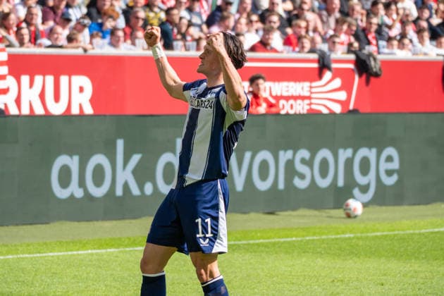 Germany 2 Bundesliga 2025 26 Fortuna Düsseldorf vs Hertha BSC, 27 Matchday 22 03 2026 MERKUR SPIEL ARENA Düsseldorf cheers after his goal for 2 1 Fabian Reese Hertha BSC,11 Cheers, enthusiasm, joy, emotion Copyright: xOrhanxHabashx