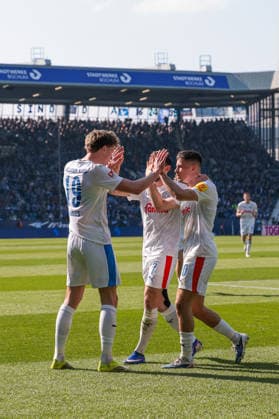 22 03 2026, Soccer, 2 Bundesliga, Matchday 27, VfL Bochum 1848 Holstein Kiel The players of Holstein Kiel celebrate the goal to 1 2 by Phil Harres Holstein Kiel Bochum Vonovia Ruhrstadion NRW Germany xRHR PHOTO DEx Copyright: DennisxEwert RHR-FOTOx RHR-FOTO DE