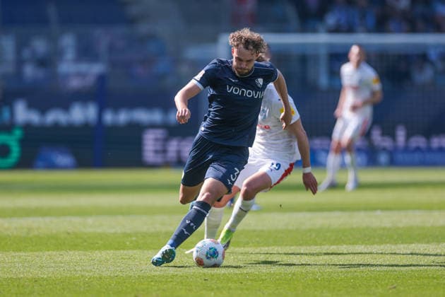 22 03 2026, Soccer, 2 Bundesliga, Matchday 27, VfL Bochum 1848 Holstein Kiel Philipp Strompf VfL Bochum 1848 Bochum Vonovia Ruhrstadion NRW Germany xRHR PHOTO DEx Copyright: DennisxEwert RHR-FOTOx RHR-FOTO DE