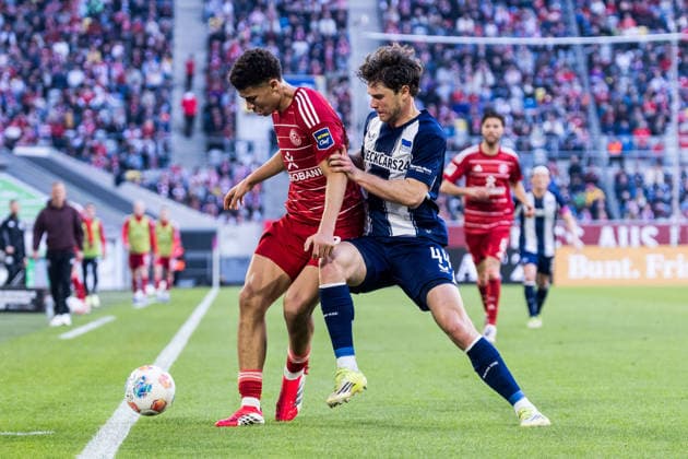 2 Soccer Bundesliga Fortuna Düsseldorf 1895 Hertha BSC Berlin 22 03 2026 duel Jordi Leander Paulina Fortuna Düsseldorf, 27 , Linus Gechter Hertha BSC Berlin, 44 2 Soccer Bundesliga, Fortuna Düsseldorf 1895 Hertha BSC Berlin, Düsseldorf, Merkur Spiel Arena on 22 03 2026 DFL REGULATIONS PROHIBIT ANY USE OF PHOTOGRAPHS AS IMAGE SEQUENCES AND OR QUASI VIDEO Copyright: xBEAUTIFULxSPORTS Wunderlx