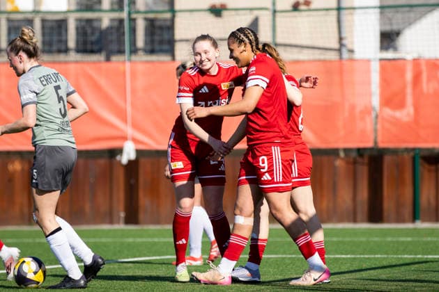 Regionalliga Nordost Frauen 1 FC Union Berlin II vs 1 FFV Erfurt Berlin 22 03 2026 Cheering, Hannah Kratz 24 1 FC Union Berlin II left and Carla Jenete Okoro 9 1 FC Union Berlin II right Regionalliga Nordost Frauen 1 FC Union Berlin II vs 1 FFV Erfurt Trainingszentrum Oberspree KR1 22 03 2026 Copyright: xBEAUTIFULxSPORTS Duehringx