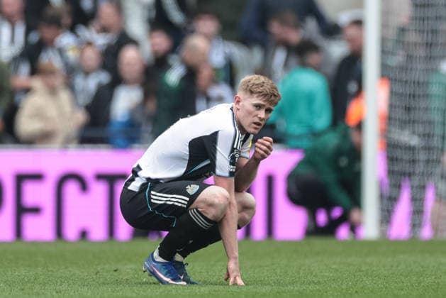 Premier League: Newcastle Untied v Sunderland A dejected Lewis Hall of Newcastle United after losing 1-2 during the Premier League match Newcastle Untied vs Sunderland at St. James s Park, Newcastle, United Kingdom on 22 March 2026 (Photo by Mark Cosgrove News Images) Newcastle St. James s Park Tyne and Wear United Kingdom Copyright: xMarkxCosgrove NewsxImagesx