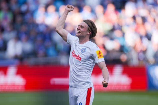 22 03 2026, Soccer, 2 Bundesliga, Matchday 27, VfL Bochum 1848 Holstein Kiel Jonas Therkelsen Holstein Kiel celebrates the goal for 2 3 Bochum Vonovia Ruhrstadion NRW Germany xRHR PHOTO DEx Copyright: DennisxEwert RHR-FOTOx RHR-FOTO DE