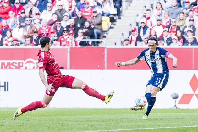 2 Soccer Bundesliga Fortuna Düsseldorf 1895 Hertha BSC Berlin 22 03 2026 Fabian Reese Hertha BSC Berlin, 11 shoots, scoring chance 2 Soccer Bundesliga, Fortuna Düsseldorf 1895 Hertha BSC Berlin, Düsseldorf, Merkur Spiel Arena on 22 03 2026 DFL REGULATIONS PROHIBIT ANY USE OF PHOTOGRAPHS AS IMAGE SEQUENCES AND OR QUASI VIDEO Copyright: xBEAUTIFULxSPORTS Wunderlx