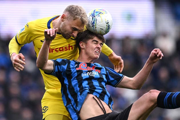 Sport Bilder des Tages Mg Bergamo 22 03 2026 - campionato di calcio serie A Atalanta-Hellas Verona foto Matteo Gribaudi Image nella foto: Charles De Ketelaere-Victor Nelsson 