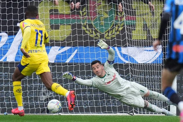 Verona™s goalkeeper Lorenzo Montipo during the Serie A soccer match between Atalanta and Hellas Verona at the New Balance Arena in Bergamo , north Italy - Sunday , March 22 , 2026. - Soccer .  Copyright: xSpada LaPressex