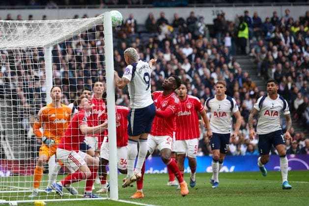 Richarlison of Tottenham Hotspur misses a chance to score Tottenham Hotspur v Nottingham Forest, Football, Premier League, Tottenham Hotspur Stadium, London, UK - 22 03 2026 EDITORIAL USE ONLY No use with unauthorised audio, video, data, fixture lists (outside the EU), club league logos or live services. Online in-match use limited to 45 images (+15 in extra time). No use to emulate moving images. No use in betting, games or  Copyright: xAnthonyxHanc Shutterstockx 16785849k