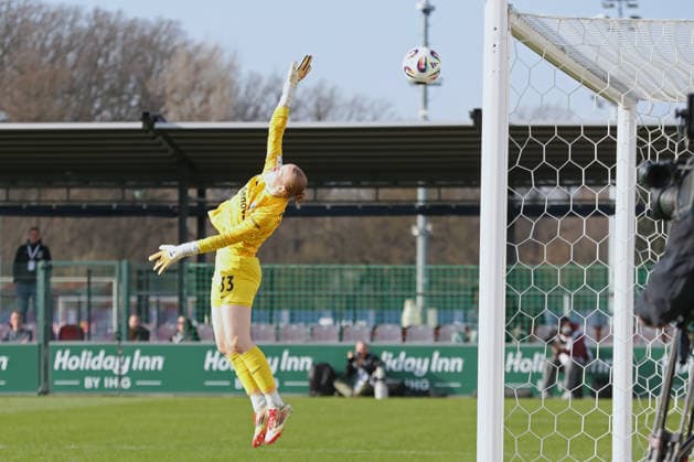 Google Pixel Women Bundesliga, RB Leipzig SC Freiburg 22 03 2026 Goalkeeper Rebecca Adamczyk 33, SC Freiburg is beaten for the second time Goal by Delice Boboy 17, RB Leipzig Football, Google Pixel Women Bundesliga, Season 2025 2026, 21 Matchday RB Leipzig vs SC Freiburg on 22 03 2026, Training Center Cottaweg, Leipzig DFB REGULATIONS PROHIBIT ANY USE OF PHOTOGRAPHS AS IMAGE SEQUENCES AND OR QUASI VIDEO Copyright: xBEAUTIFULxSPORTS JanxKaeferx