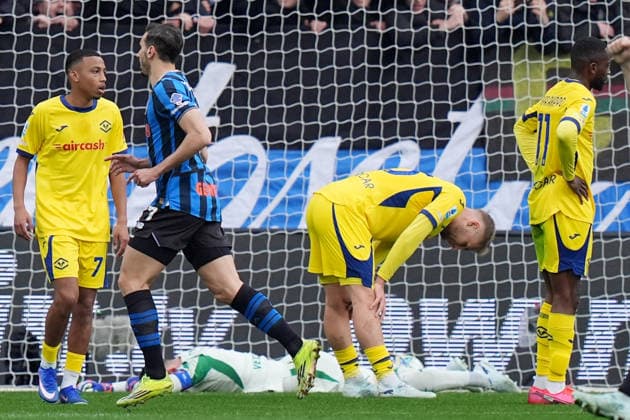 Atalanta™s Davide Zappacosta celebrates after scoring 1-0 during the Serie A soccer match between Atalanta and Hellas Verona at the New Balance Arena in Bergamo , north Italy - Sunday , March 22 , 2026. - Soccer .  Copyright: xSpada LaPressex