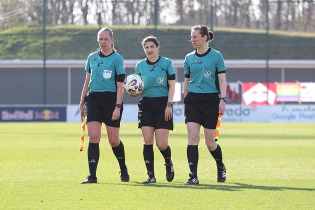 Google Pixel Womens Bundesliga, RB Leipzig SC Freiburg 22 03 2026 From left Assistant referee Jasmin Matysiak, Referee Dr Riem Hussein, Assistant referee Irina Wehr Football, Google Pixel Womens Bundesliga, Season 2025 2026, Matchday 21 RB Leipzig vs SC Freiburg on 22 03 2026, Training Center Cottaweg, Leipzig DFB REGULATIONS PROHIBIT ANY USE OF PHOTOGRAPHS AS IMAGE SEQUENCES AND OR QUASI VIDEO Copyright: xBEAUTIFULxSPORTS JanxKaeferx