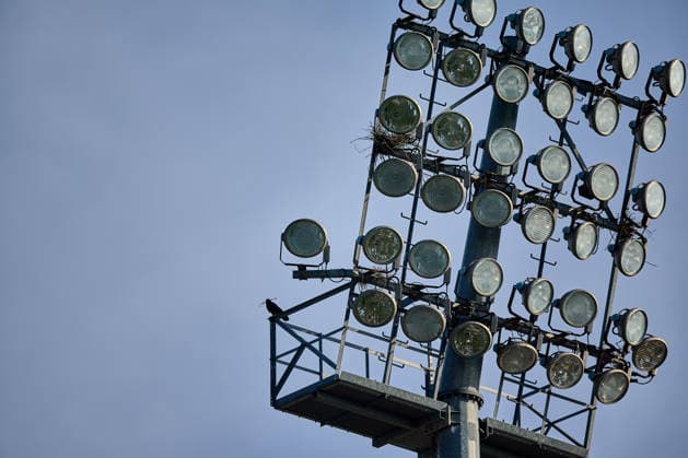 22 03 2026, GER, Womens soccer, BL, 2025 2026, RB Leipzig SC Freiburg Floodlighting system as a home settlement for construction-mad birds Leipzig Training center of the Red Bull Saxony Germany