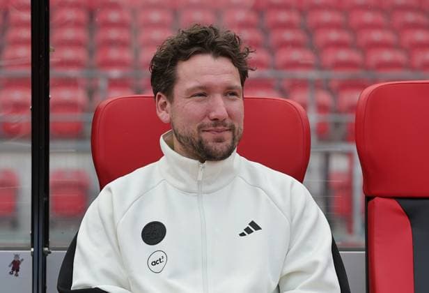 22 03 2026 Soccer Season 2025 2026 1 Women Soccer Bundesliga 21 Matchday 1 FC Nuremberg FCN Club 1 FC Cologne Sportfoto Zink DaMa xdaxmax Thomas Oostendorp Coach 1 FC Nuremberg FCN laughs laughter rejoices joy