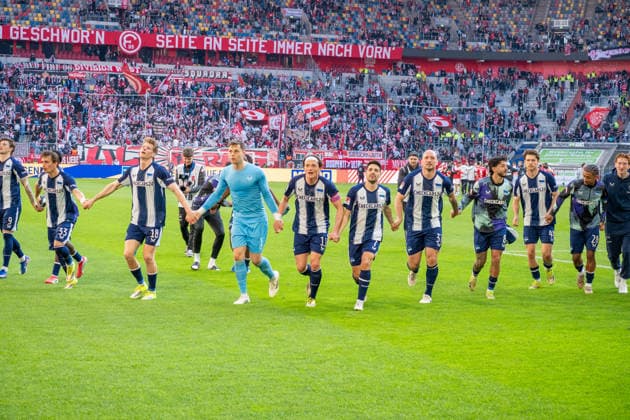 Germany 2 Bundesliga 2025 26 Fortuna Düsseldorf vs Hertha BSC, Matchday 27 22 03 2026 MERKUR SPIEL ARENA Düsseldorf cheers after the win Fabian Reese Hertha BSC,11 Tjark Ernst Hertha BSC,1 Luca Schuler Hertha BSC,18 Copyright: xOrhanxHabashx