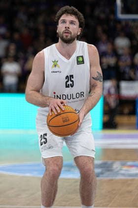 ProA, BG Goettingen vs Artland Dragons, Sparkassen Arena Goettingen 22 03 2026 ProA, Goettingen, Germany 22 03 2026 Ben Burnham Artland Dragons, 25 on free throw, Barmer ProA 2 Basketball Bundesliga, BG Goettingen vs Artland Dragons game, Sparkassen Arena Goettingen Copyright: xBEAUTIFULxSPORTS Freudensteinx