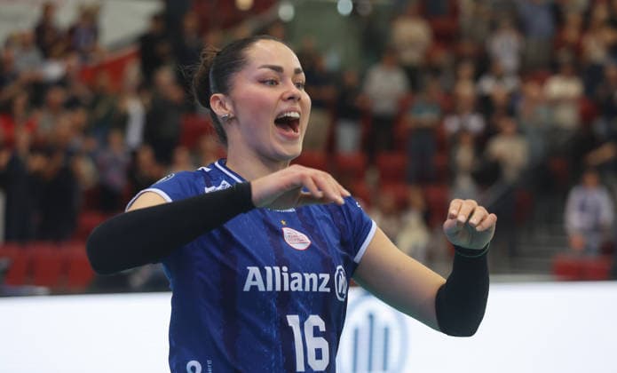 Stuttgart , Bundesliga Volleyball Quarterfinals Game 1 , Allianz MTV Stuttgart vs Schwarz Weiß Erfurt , Mikala Mogensen Stgt