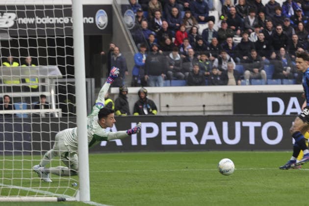 CALCIO - Serie A - Atalanta BC vs Hellas Verona FC Lorenzo Montipo of Hellas Verona FC makes a save during Atalanta BC vs Hellas Verona, 30Â° Serie A Enilive 2025-26 game at New Balance arena in Bergamo (BG), Italy, on March 22, 2026. Bergamo Italy  Copyright: xIPAxSport ABACAx