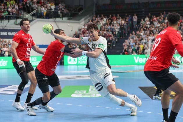 22 03 2026, xgox, handball, European Championship qualification, Germany Egypt emspor v l Seif Elderea Egypt, 45 Julian Koester Germany, 18 Bremen