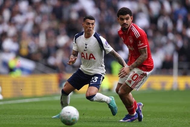 22nd March 2026; Tottenham Hotspur Stadium, London, England; Premier League Football, Tottenham Hotspur versus Nottingham Forest; Pedro Porro of Tottenham Hotspur passes past Morgan Gibbs-White of Nottingham Forest  KatiexChan Content restricted for UK based newspaper