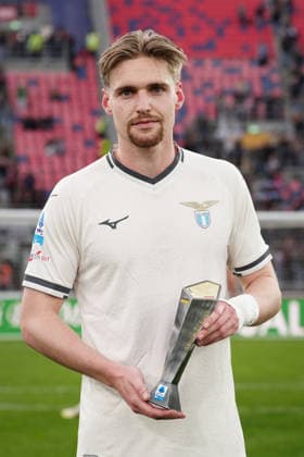 LazioÕs Kenneth Taylor Panini Player of the match at the end of the Serie A soccer match between Bologna and Lazio at the Renato DallÕAra Stadium in Bologna, north Italy - Sunday, March 22, 2026 -  Copyright: xMassimoxPaolone LaPressex