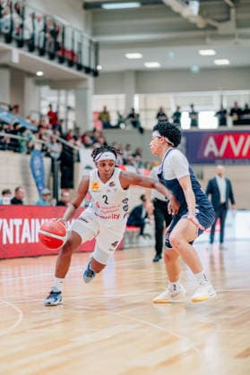 BB 1BL Women Syntainics MBC Lions TK Hannover Luchse Lashae Dwyer TK Hannover Luchse during the 2025 2026 season in the DBBL Toyota Bundesliga Syntainics MBC Lions and TK Hannover Luchse at the SWH Arena on March 22, 2026 in Halle Saale, Sachsen Anhalt, Germany