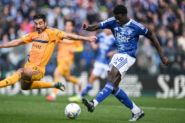 Como 1907 v Pisa SC - Serie A Assane Diao of Calcio Como scores a goal during the Italian Serie A football match between Calcio Como and Pisa Sporting Club at the Giuseppe Senigallia stadium in Como, Italy, on March 22, 2026. Como Italy  Copyright: xTizianoxBallabiox originalFilename:ballabio-calcioco260322_npz6n.jpg